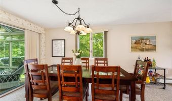 264 Boston Neck Rd, Narragansett, RI 02882
