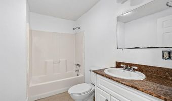 542 Saint John St, Bay St. Louis, MS 39520