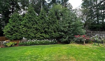 11640 Vista Forest Dr, Alpharetta, GA 30005