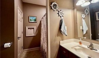 4920 ARTHUR Ln, Barataria, LA 70036