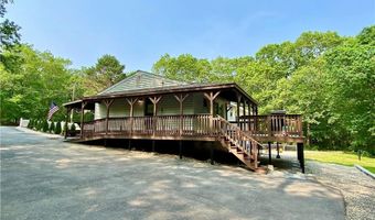 562 Buck Hill Rd, Burrillville, RI 02859
