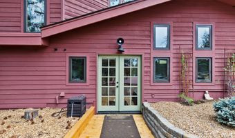 63220 Johnson Rd, Bend, OR 97703