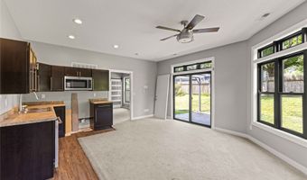 1621 NW 70th Pl, Ankeny, IA 50023