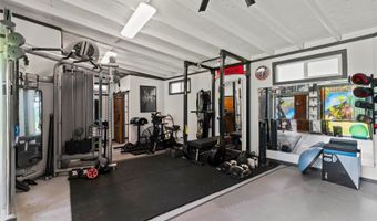 1027 Alahaki St, Kailua, HI 96734