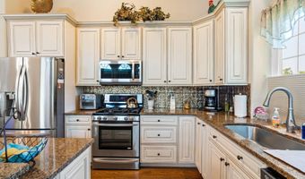 11 JUMPING BROOK Ln, Barnegat, NJ 08005
