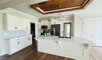 173 Indian Creek Cir, Adel, GA 31620