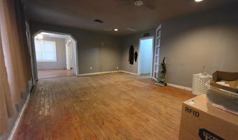 6908 NW 42nd St, Bethany, OK 73008