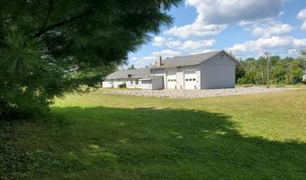 821 Houlton Rd, Baileyville, ME 04694