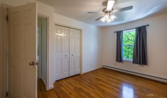 49 Canterbury Dr, Athens, OH 45701