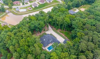 810 Caddo Dr, Benton, AR 72019