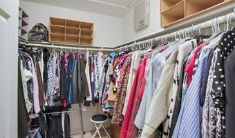 8925 Circle R View Ln, Escondido, CA 92026