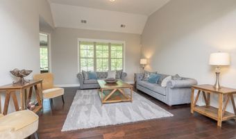 5920 BRANDON BROOK Dr, Arlington, TN 38002