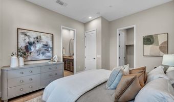 11127 ROLLING VISTA Dr, Las Vegas, NV 89135