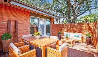 1813 Clare Dr, Alice, TX 78332