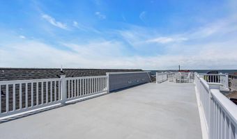 21 W Magnolia Ave, Beach Haven, NJ 08008