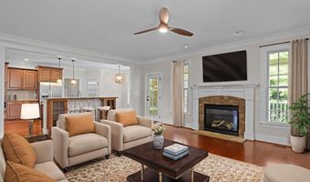 3005 Canopy Woods Dr, Apex, NC 27539