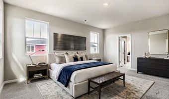 202 Sugar Beet Ln, Berthoud, CO 80513