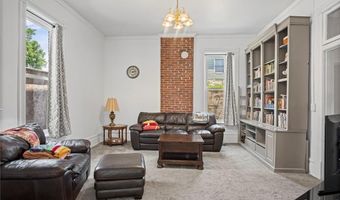 432 S 5th St, Atchison, KS 66002