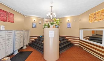 1190 Charles St 20, North Providence, RI 02904