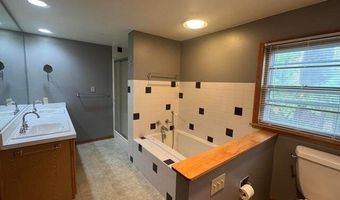 1219 Wisconsin Ave, Ames, IA 50014