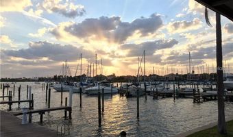6604 DOLPHIN COVE Dr, Apollo Beach, FL 33572