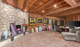 622 Golf Course Rd, Altoona, PA 16601