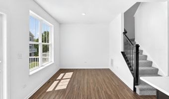 415 Cold Spring St, Algonquin, IL 60102