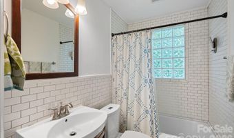 1621 Morningside Dr, Charlotte, NC 28205