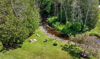 142 County Rd S, Algoma, WI 54201