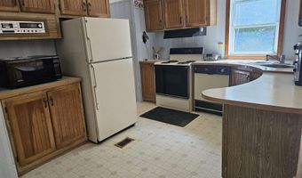 1616 Acworth Rd, Charlestown, NH 03603