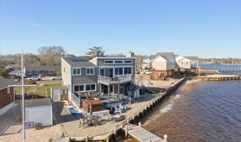 32 Cove Rd W, Bayville, NJ 08721