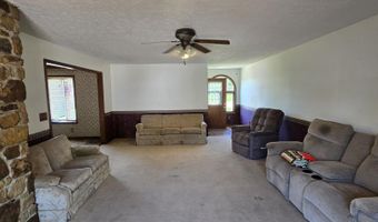 340 E Spring St, Bloomfield, IN 47424