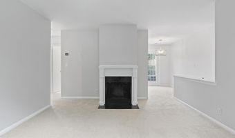 2641 S WALTER REED Dr B, Arlington, VA 22206