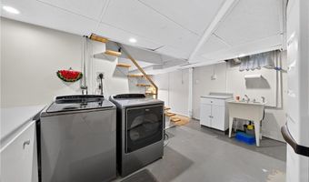 2051 W Livingston St, Allentown, PA 18104