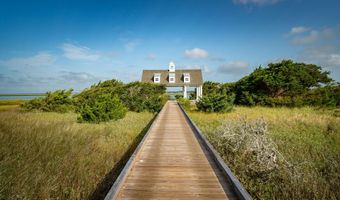 223 Sound Side Dr, Atlantic Beach, NC 28512