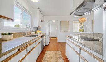 28231 Trailriders Dr, Rancho Palos Verdes, CA 90275