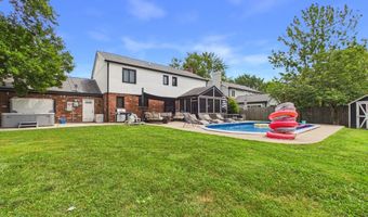 1019 Redwood Dr, Anderson, IN 46011