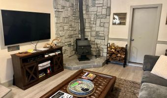 2273 Flanders Dr, Arnold, CA 95223