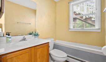 218 Brimbal Ave, Beverly, MA 01915