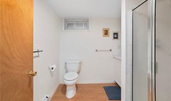 7 Restmere Ter, Middletown, RI 02842