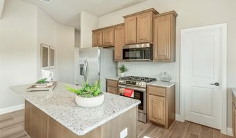 805 Twin Pine Ct, Anna, TX 75409