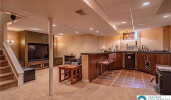 1276 Old Gate Rd, Allen, PA 18067