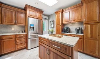 140 Appletree Rd, Auburn, NH 03032