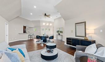 2413 Versailles Dr, Heath, TX 75032