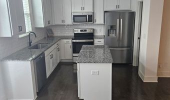 56 Auburn Hill Dr, Auburn, GA 30011