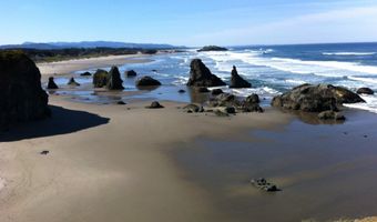 2653 FRANKLIN Ave SW, Bandon, OR 97411