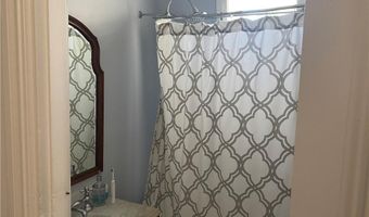 10 Clarke St, Newport, RI 02840
