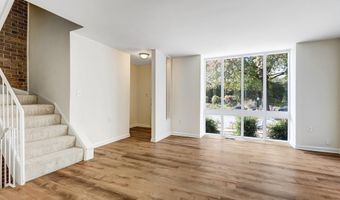 4923 CASIMIR St, Annandale, VA 22003