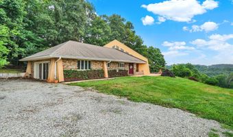 8272 WOODBINE Rd, Airville, PA 17302