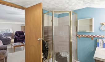 430 Bridge Ave, Alma, MI 48801